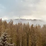 Forest Retreat, Stream Resort, Pamporovo *
