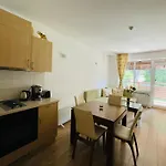 Forest Retreat, Stream Resort, Pamporovo Stoykite