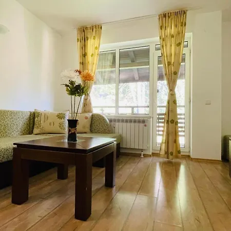 Forest Retreat, Stream Resort, Pamporovo דירה *