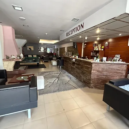 Forest Retreat, Stream Resort, Pamporovo דירה