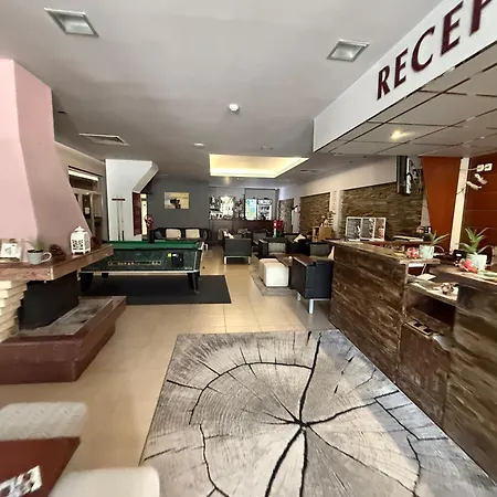 Forest Retreat, Stream Resort, Pamporovo דירה *