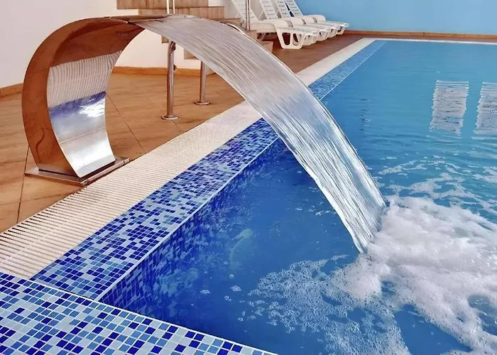 Forest Retreat, Stream Resort, Pamporovo Apartment