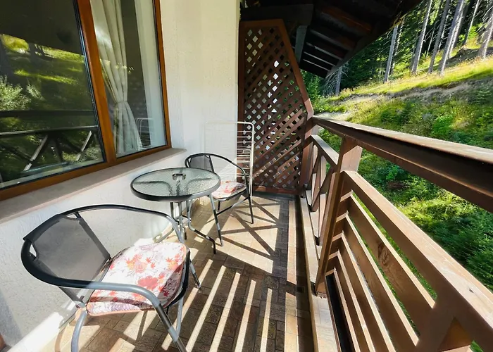 Forest Retreat, Stream Resort, Pamporovo *