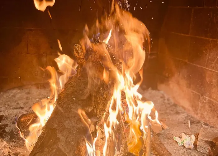 Forest Retreat, Stream Resort, Pamporovo *